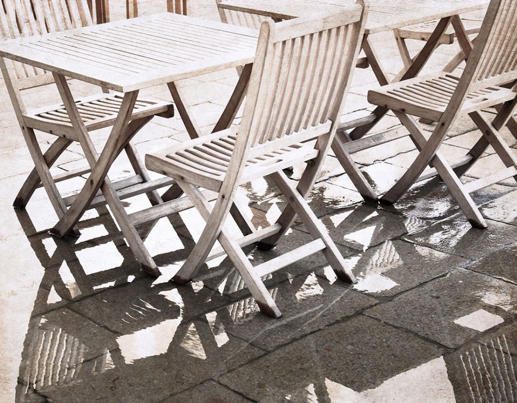 p-clash-mayhem-tv--vintage-vinyl-house